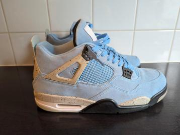 Jordan 4 Retro University Blue - Maat 45 beschikbaar voor biedingen