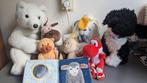 Knuffeldieren + voelboekje + slabbetje knuffeldier, Ophalen of Verzenden, Gebruikt, Overige typen