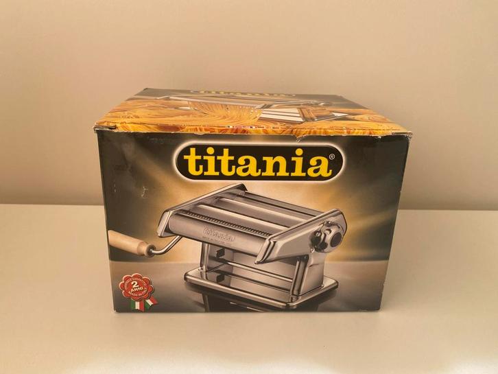 Titania Pastamachine - Zo Goed Als Nieuw, Huis en Inrichting, Keuken | Keukenbenodigdheden, Zo goed als nieuw, Ophalen of Verzenden