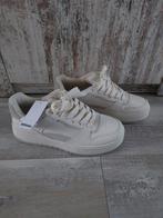 Nieuw: Bershka sneakers crème/wit grijs mt 41, Wit, Nieuw, Sneakers of Gympen, Bershka