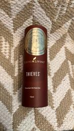 Young Living essentiële olie Thieves Roll on, Ophalen of Verzenden, Nieuw, Aroma