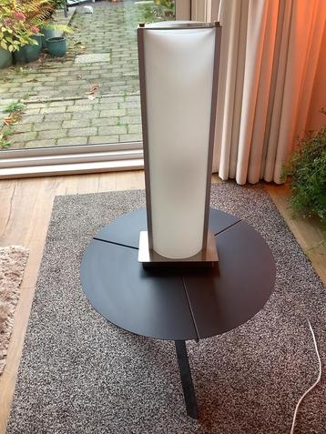 Glazen design tafellamp beschikbaar voor biedingen
