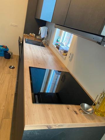 Aanrechtblad met Spoelbak 312cm beschikbaar voor biedingen