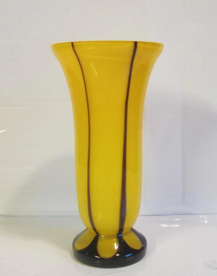 Art deco Tango glas vaasje Michael Powolny, Loetz, ca 1920, Antiek en Kunst, Antiek | Glas en Kristal, Ophalen of Verzenden