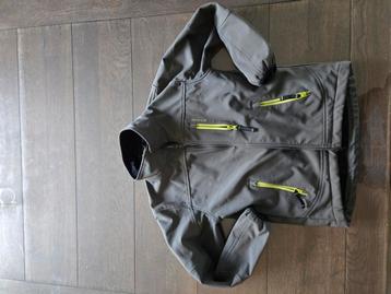 Softshell jas beschikbaar voor biedingen