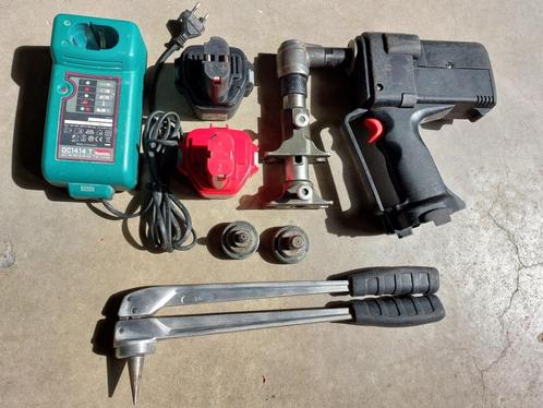Rehau Rautool Accu Perstang Persmachine Tece TC, Auto diversen, Autogereedschap, Zo goed als nieuw, Ophalen of Verzenden
