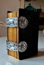 Antieke Bijbel met fraai zilverwerk, 19e eeuw, Antiek en Kunst, Verzenden