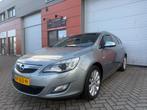 Opel Astra 1.4 Turbo 88KW Sports Tourer 2011 Grijs Ful optie, Voorwielaandrijving, 65 €/maand, Stof, Zwart