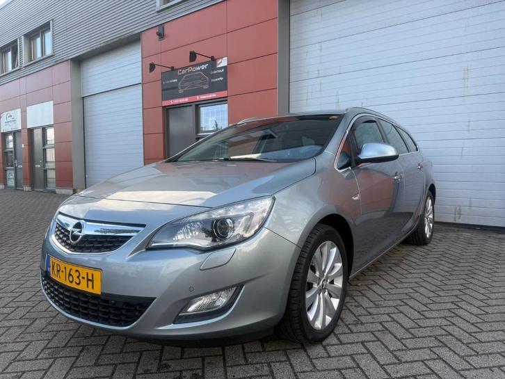 Opel Astra 1.4 Turbo 88KW Sports Tourer 2011 Grijs Ful optie, Auto's, Opel, Bedrijf, Astra, Airbags, Airconditioning, Alarm, Android Auto