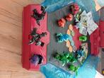 Bakugan Battle league coliseum incl 13 actiefiguren, Kinderen en Baby's, Speelgoed | Actiefiguren, Ophalen of Verzenden, Zo goed als nieuw