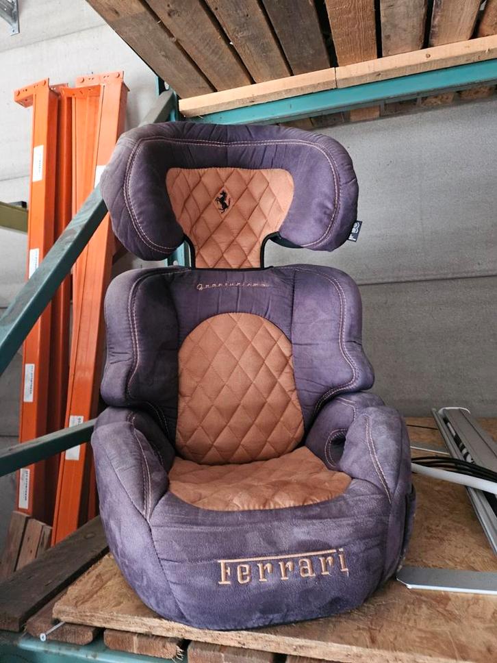 Ferrari Kinderstoel - Autostoel 🔥LAATSTE KANS🔥, Kinderen en Baby's, Autostoeltjes, Gebruikt, Overige merken, 9 t/m 36 kg, Autogordel