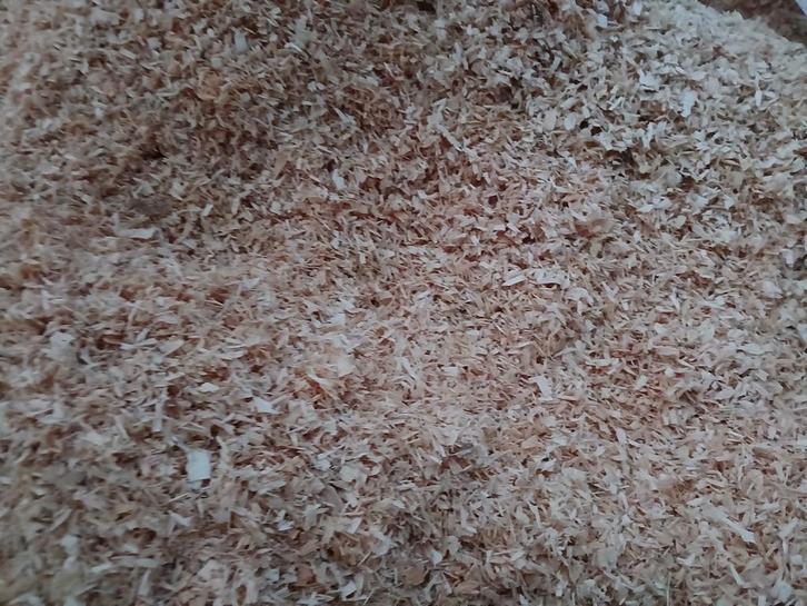 Zaagsel strooisel bodembedekking, Dieren en Toebehoren, Paarden en Pony's | Overige Paardenspullen, Ophalen of Verzenden