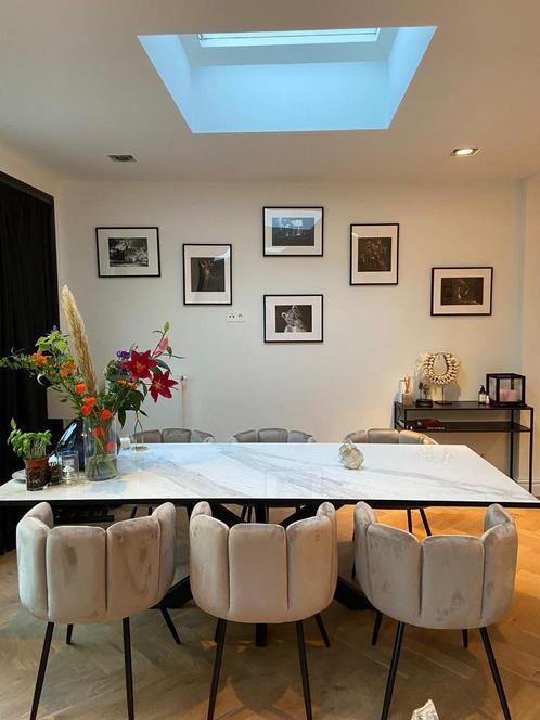 Stijlvolle eettafel met 6 comfortabele stoelen, Huis en Inrichting, Tafels | Eettafels, Zo goed als nieuw, 100 tot 150 cm, 200 cm of meer