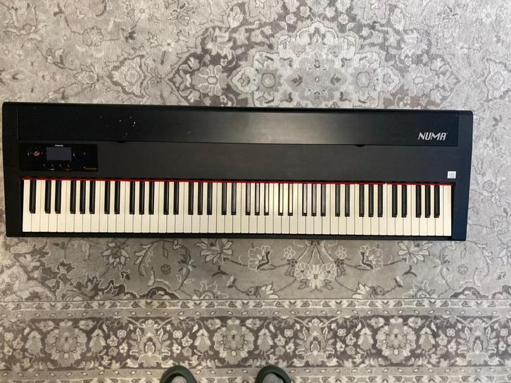 Studiologic Numa Nero 88, Muziek en Instrumenten, Keyboards, Gebruikt, 88 toetsen, Overige merken, Met standaard, Midi-aansluiting