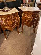 Paar marqueterie ladenkastjes, Ophalen