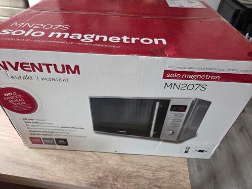 Inventum MN207S, Witgoed en Apparatuur, Magnetrons, Nieuw, Vrijstaand, Combimagnetron, Minder dan 45 cm, Oven, Draaiplateau, Ophalen of Verzenden