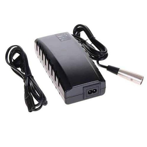 Scootmobiel oplader 24V-8Ah Impulse II Smart ZGAN., Diversen, Verpleegmiddelen, Zo goed als nieuw, Ophalen of Verzenden