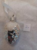 Kerstbal ornament (2) kroot, Ophalen, Gebruikt