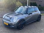 Mini Mini 1.6 Cooper S 2004 nap! cruise control! 6-bak! expo, Voorwielaandrijving, Stof, Gebruikt, Zwart