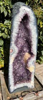 Grote Amethist Geode met Calciet 22,5 kg, Ophalen of Verzenden, Mineraal