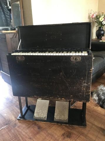 Mannborg Kofferharmonium antiek jaren 1910/20 beschikbaar voor biedingen