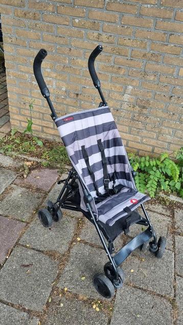 Topmark opvouwbare buggy beschikbaar voor biedingen