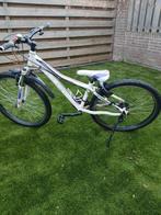 Mooie cube 26 inch paars roze, Fietsen en Brommers, Minder dan 45 cm, Ophalen, Gebruikt, Overige merken