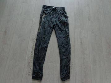 Zwarte dames broek mt. XS, metalen franjes van Zoe Karssen beschikbaar voor biedingen