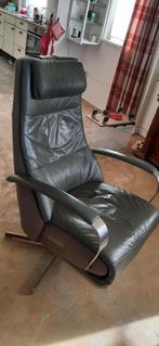 Prominent fauteuil / sta op stoel, Huis en Inrichting, Fauteuils, Ophalen, Gebruikt, Minder dan 75 cm, Leer