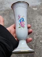 Hollóháza Hongarije Vaas met Bloemen, Antiek en Kunst, Ophalen of Verzenden