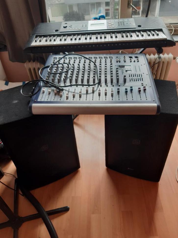 Skytec Speakers, Mengpaneel & Yamaha Keyboard - Complete Set, Muziek en Instrumenten, Overige Muziek en Instrumenten, Gebruikt