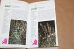 Basisgids flora en fauna in Nederland. Natuurmonumenten., Ophalen of Verzenden, Gelezen