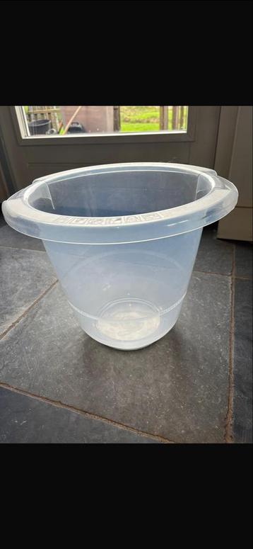 Tummy Tub babybadje beschikbaar voor biedingen