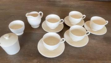 Serviesondelen Wedgwood Serie Edme