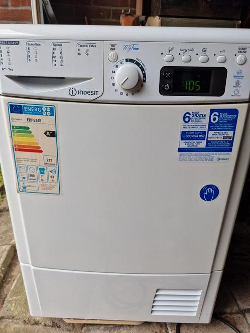 Indesit warmtepompdroger EDPE 745 A2, Witgoed en Apparatuur, Wasdrogers, Zo goed als nieuw, Ophalen
