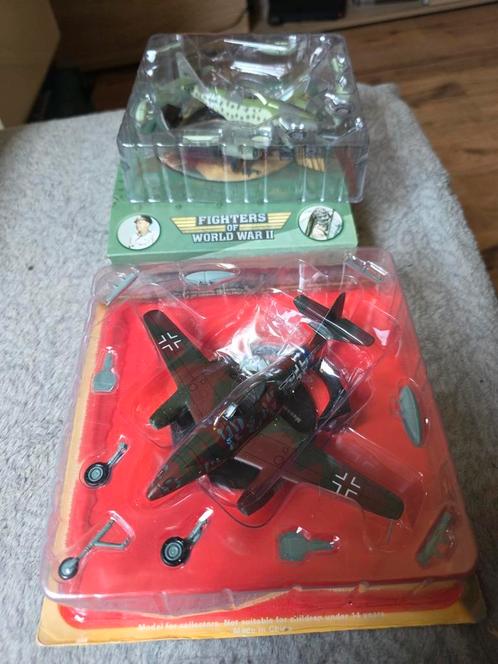 2 nieuwe me-262 modelvliegtuigen, Hobby en Vrije tijd, Modelbouw | Vliegtuigen en Helikopters, Nieuw, Vliegtuig, 1:72 tot 1:144