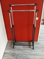 Nieuw kledingrek met wielen niet opgehaald, Ophalen, Met wielen, Nieuw