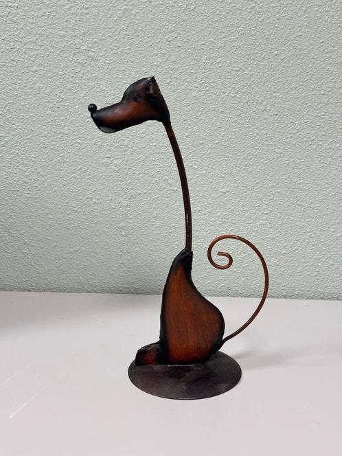 Hond sculptuur beeld beeldje kunst art metaal vintage 30cm, Antiek en Kunst, Kunst | Beelden en Houtsnijwerken, Ophalen of Verzenden