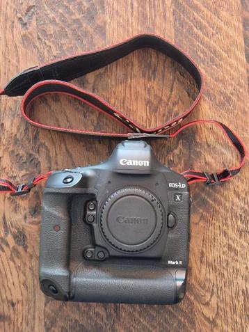 Canon 1dx mark II (bieden) beschikbaar voor biedingen