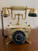 Antieke Telefoon met Draaischijf, Ophalen