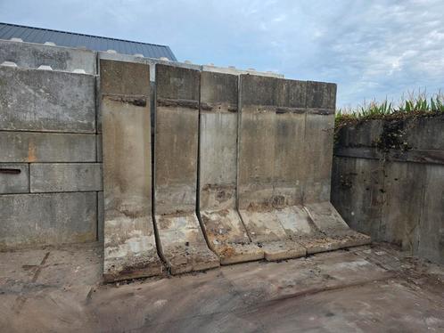 Betonnen L-Wanden/Kerrwanden, Doe-het-zelf en Verbouw, Overige Doe-het-zelf en Verbouw, Gebruikt, Ophalen of Verzenden