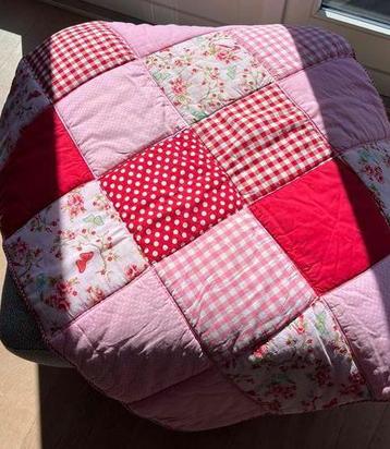 Boxkleed meisje beschikbaar voor biedingen