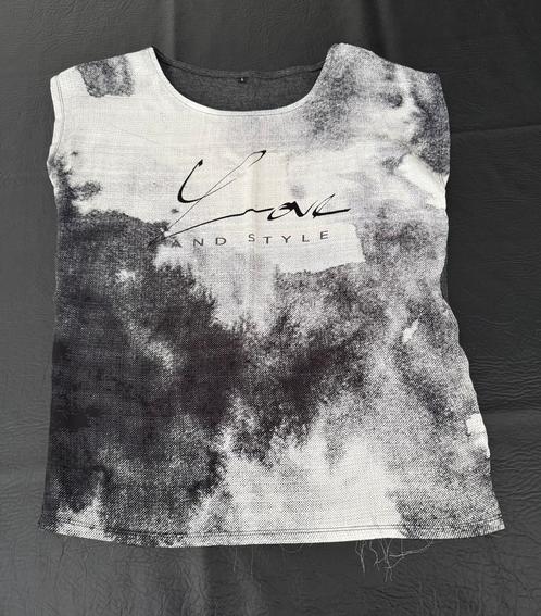 Dames T-shirt L, Kleding | Dames, T-shirts, Gedragen, Zwart, Korte mouw, Ophalen of Verzenden