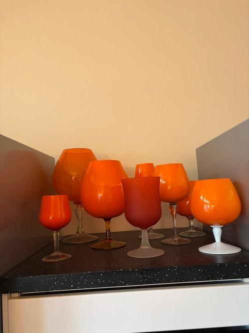 Oranje Glazen Vaas - Wijn Glas Design 9 stuks, Antiek en Kunst, Antiek | Glas en Kristal, Ophalen