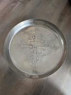 Zilverkleurig dienblad / plateau, Huis en Inrichting, Woonaccessoires | Dienbladen, Ophalen of Verzenden, Gebruikt, Rond, Metaal
