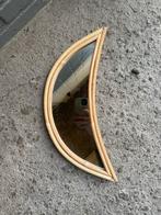 Maan spiegel rotan/bamboo, Huis en Inrichting, Woonaccessoires | Spiegels, Minder dan 50 cm, Ophalen of Verzenden, Zo goed als nieuw