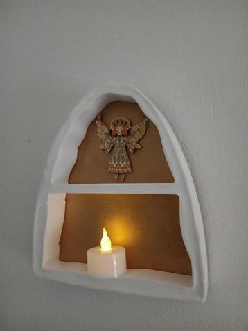 altaartje  porselein / engel handmade beschikbaar voor biedingen