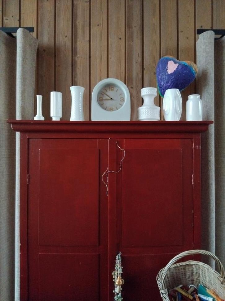 Witte retro/vintage vazen, Huis en Inrichting, Woonaccessoires | Vazen, Zo goed als nieuw, Overige kleuren, Minder dan 50 cm, Glas