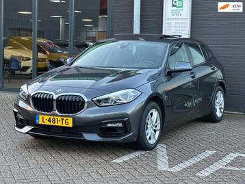 BMW 1-serie 118i High Executive/PANO-DAK/APP-CONNECT/NAVI/NE beschikbaar voor biedingen