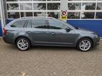 Skoda Octavia Combi 1.0 TSI Greentech Style Bus € 10.750,0, Auto's, Skoda, Nieuw, Origineel Nederlands, Zilver of Grijs, 5 stoelen